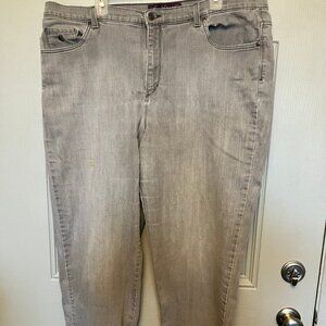 WOMEN'S SIZE 20W GLORIA VANDERBILT SOFT GRAY JEANS